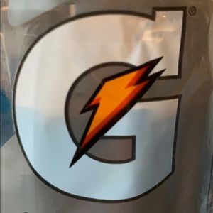 Meet your Posher, Sissy